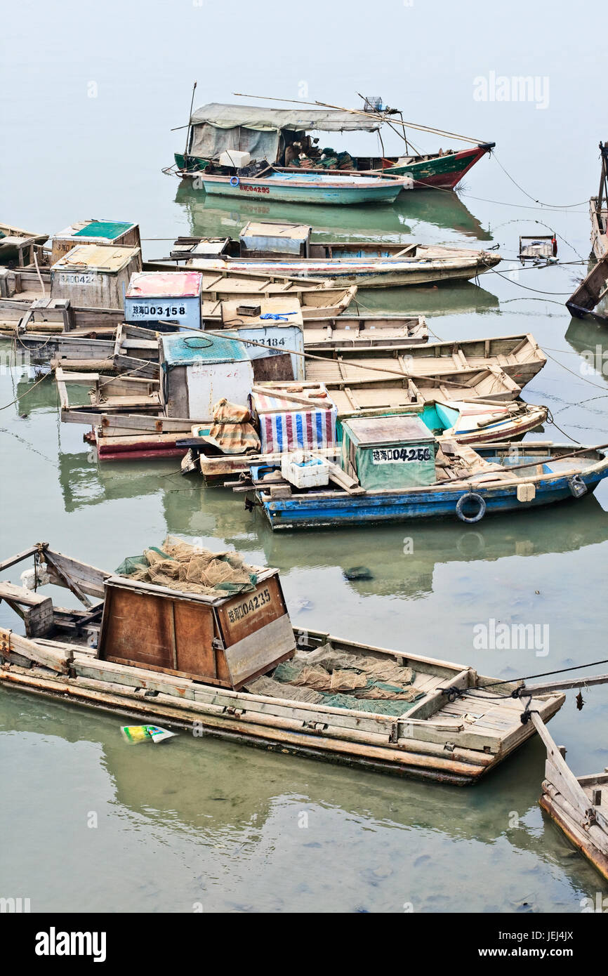 HAINAN-CHINE-JAN. 23, 2008. Bateaux de pêche île de Hainan. Ses riches zones de pêche offshore fournissent des crevettes, des pétoncles, du thon et du maquereau espagnol. Banque D'Images