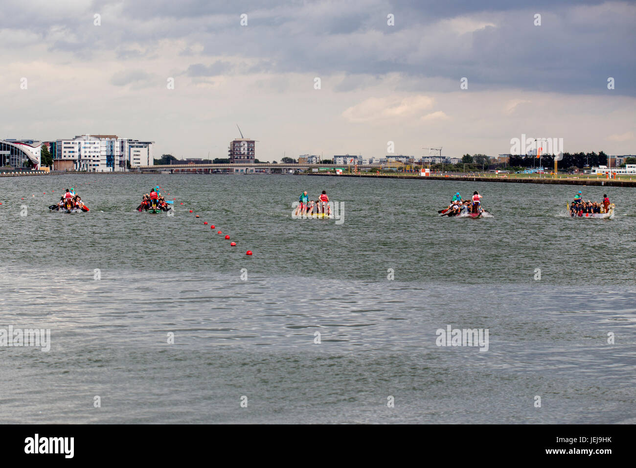 Londres, Royaume-Uni - 25 juin 2017 : Londres hong kong Dragon Boat Festival à Londres centre regatta. crédit : dominika zarzycka/Alamy live news Banque D'Images