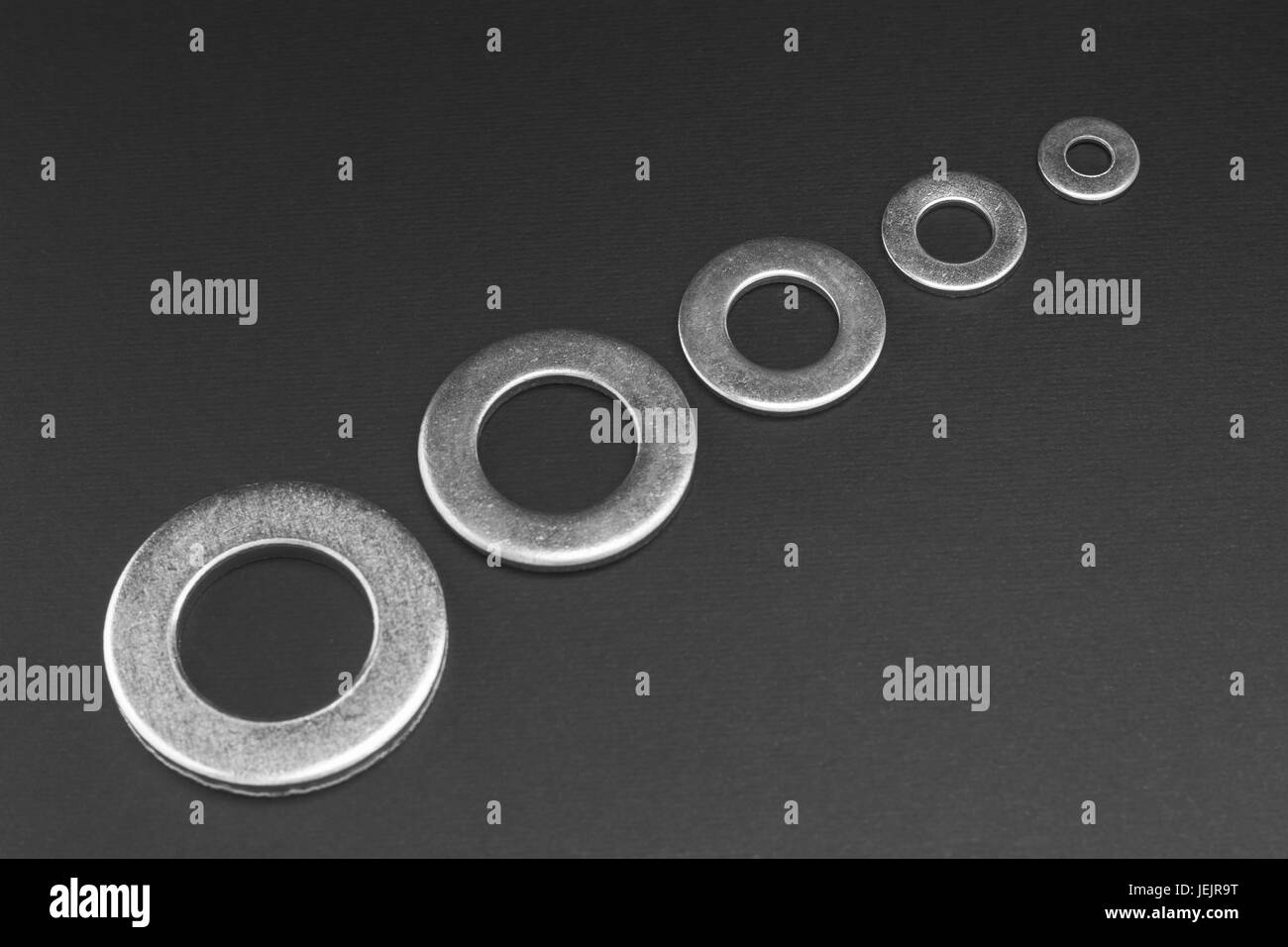 Pile de rondelles en acier inoxydable Banque D'Images