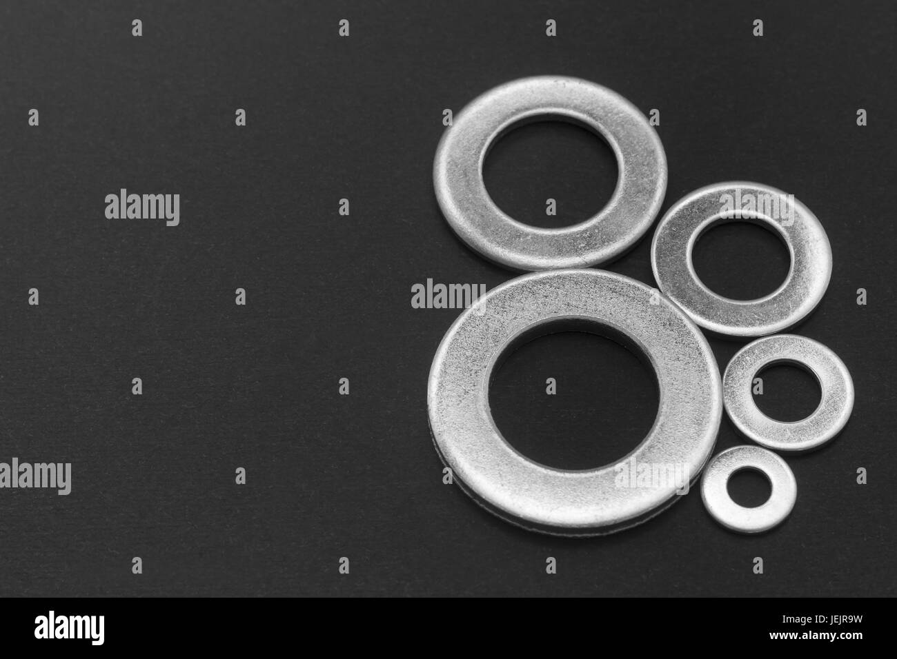 Pile de rondelles en acier inoxydable Banque D'Images