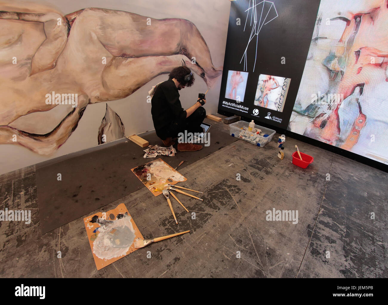 Artiste au travail. Banque D'Images