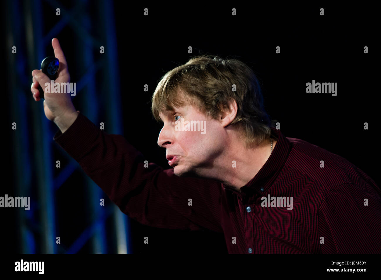 Nic Arnold, auteur de l'horrible Science series de Boks pour les enfants, qui apparaissent à la 2017 Hay Festival de la littérature et les arts, Hay-on-Wye, au Pays de Galles UK Banque D'Images