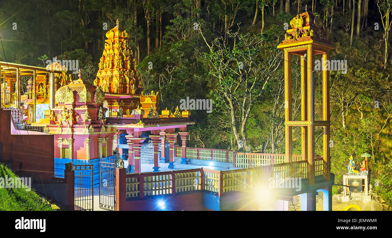 Soirée panorama de Seetha Amman Temple avec ses tours et ses piliers, Nuwara Eliya, Sri Lanka. Banque D'Images