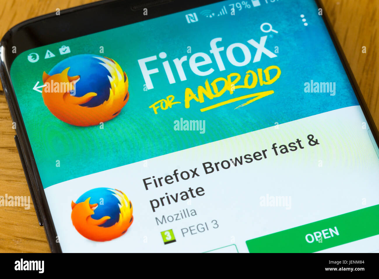 Un gros plan sur le Firefox pour Android app installer sur l'écran d'un smartphone Banque D'Images