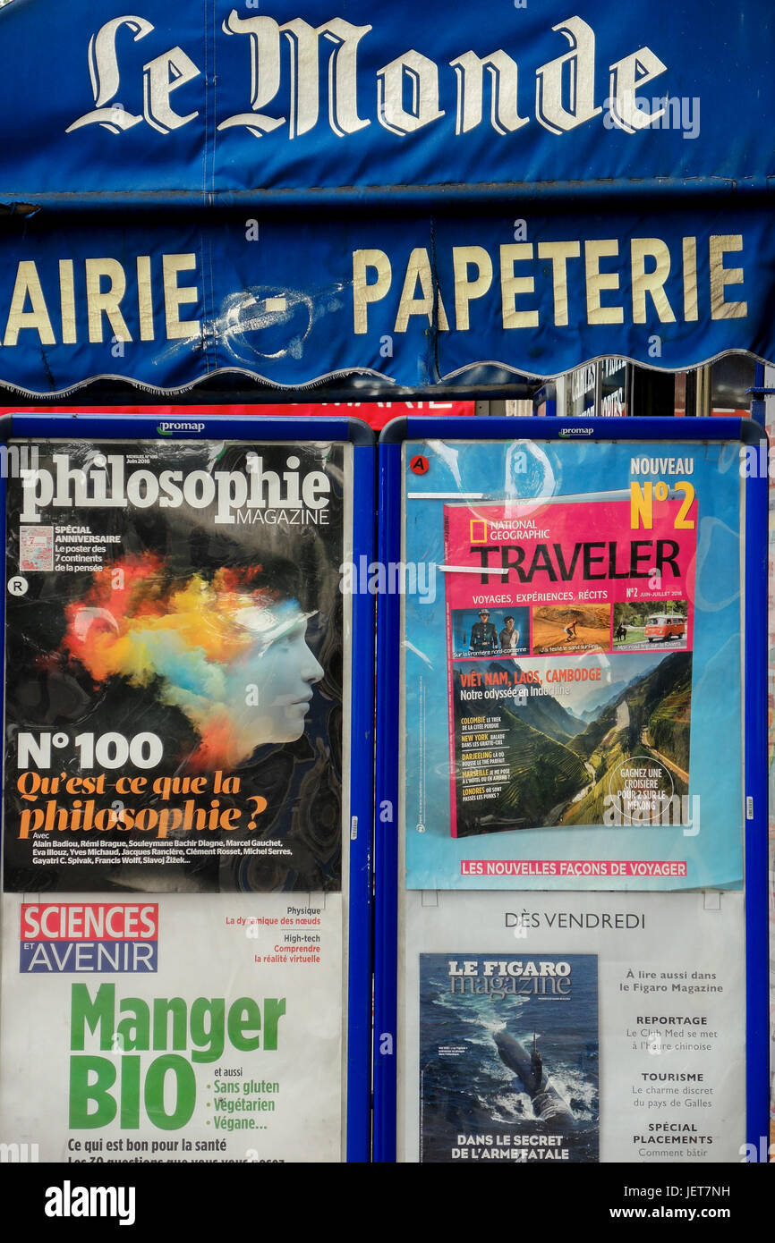 Titres de magazines français Banque de photographies et d’images à ...