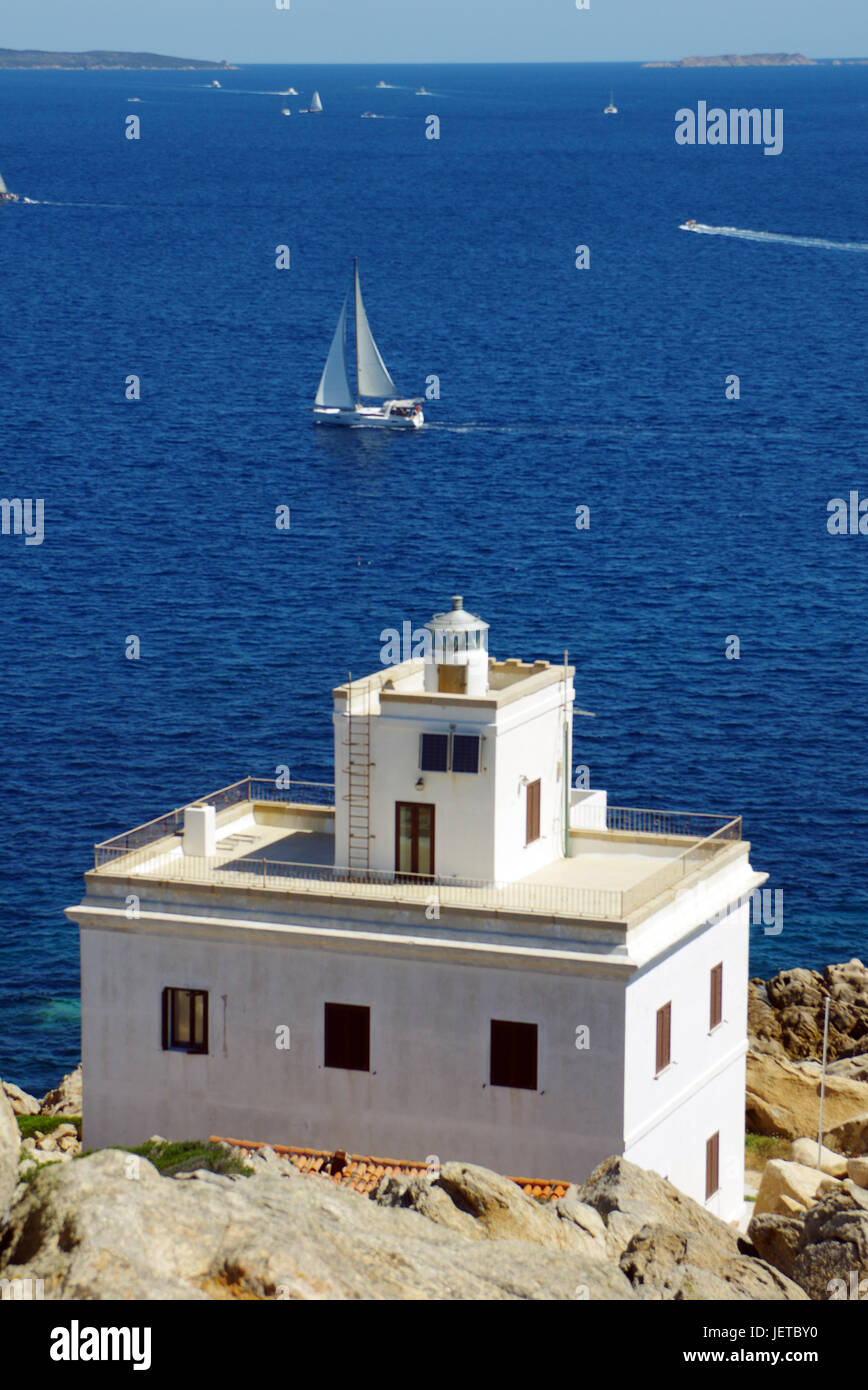 Palau, SARDAIGNE. Phare de Punta Sardegna Banque D'Images