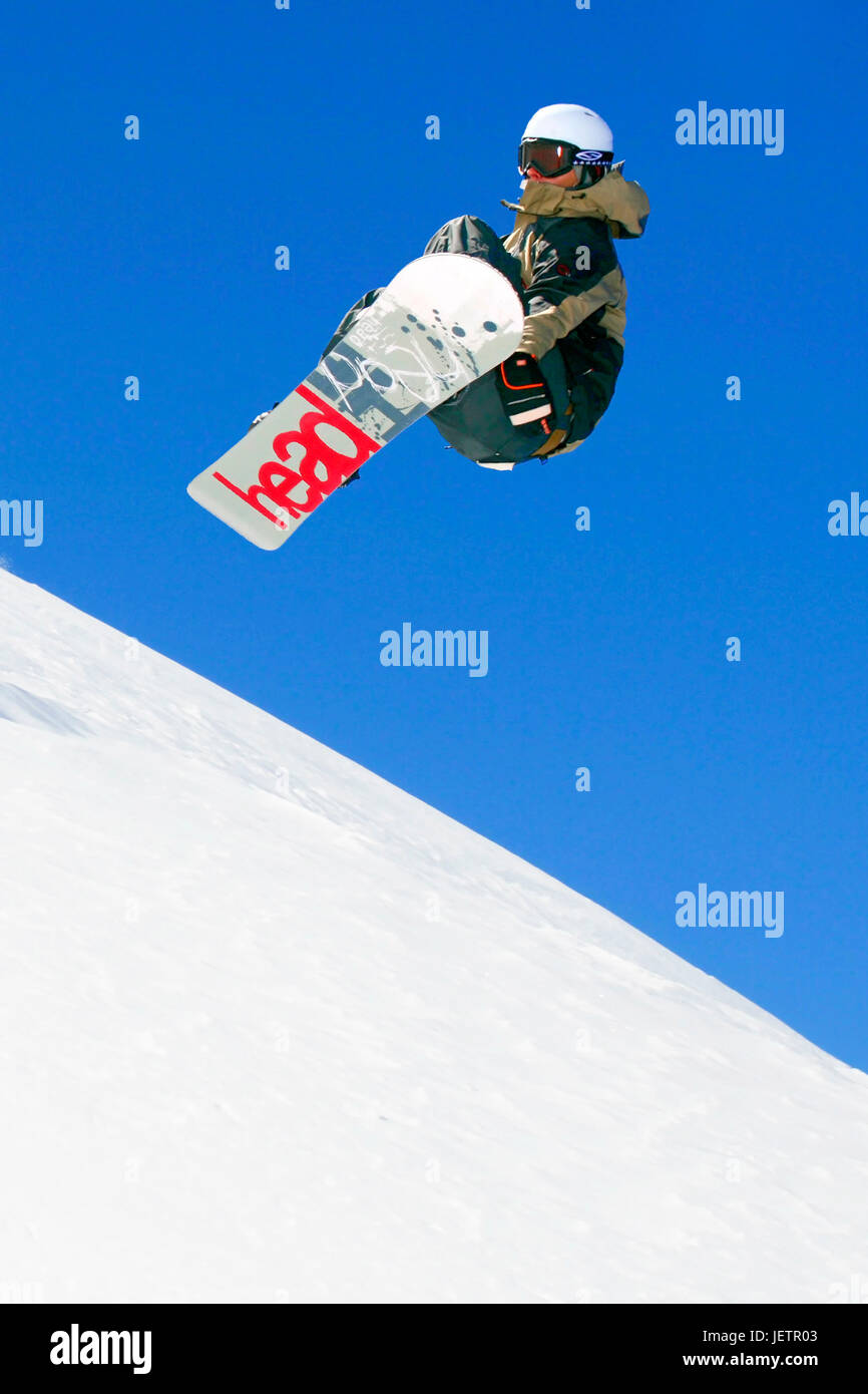 Snowboarder en action, Snowboarder en action Banque D'Images