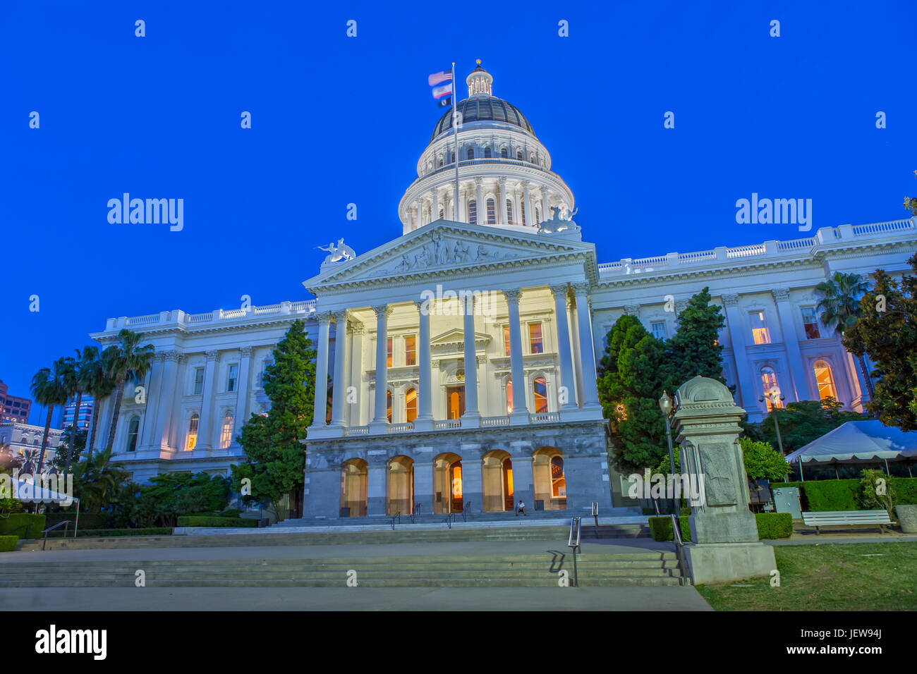Le Capitole de l'État de Californie à Sacramento dans la nuit Banque D'Images
