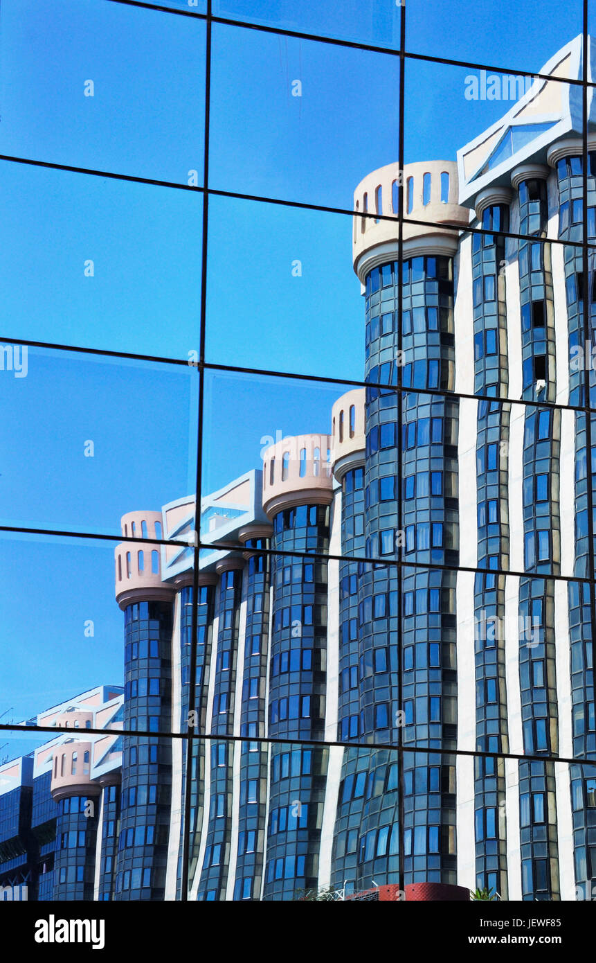 Amoreiras, l'un des quartiers commerciaux avec les immeubles de bureaux de Lisbonne, Portugal Banque D'Images