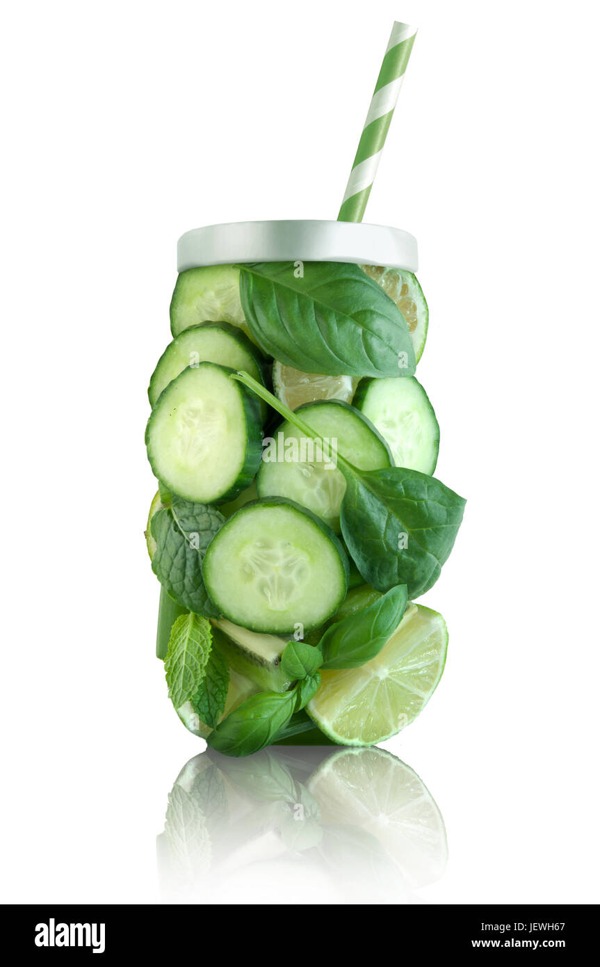 Fruits et légumes vert sain dans la forme d'une jarre avec de la paille Banque D'Images