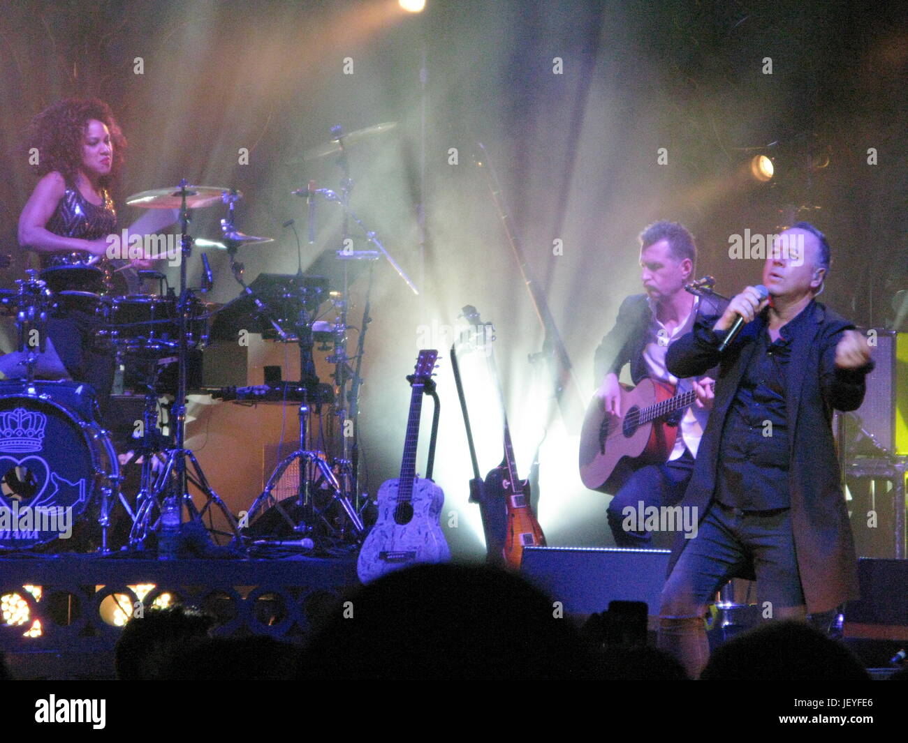 Simple Minds se produisant au London Palladium comprend : Cherisse Osei, Jim Kerr, Ged Grimes Où : London, Royaume-Uni Quand : 27 mai 2017 Credit : Melanie/WENN.com Hupli Banque D'Images