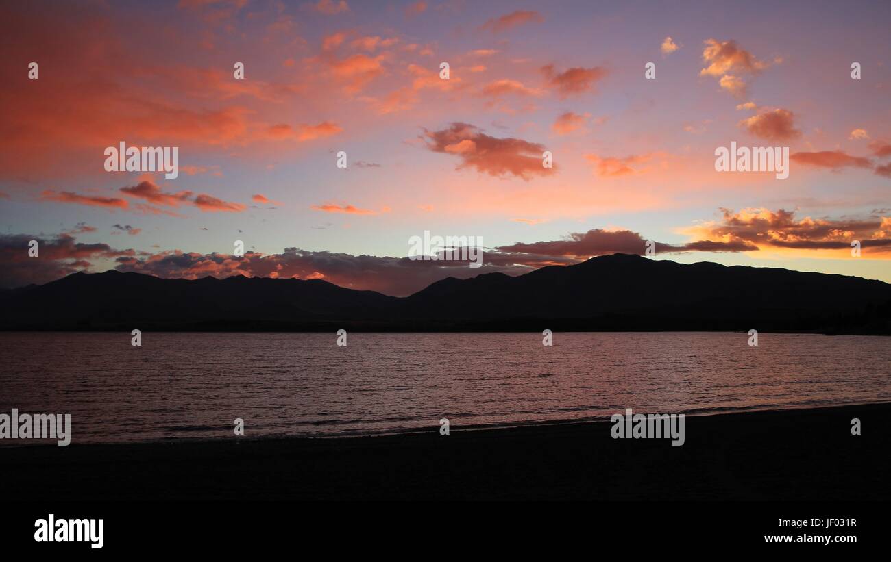 Coucher du soleil à Lake Tekapo Banque D'Images