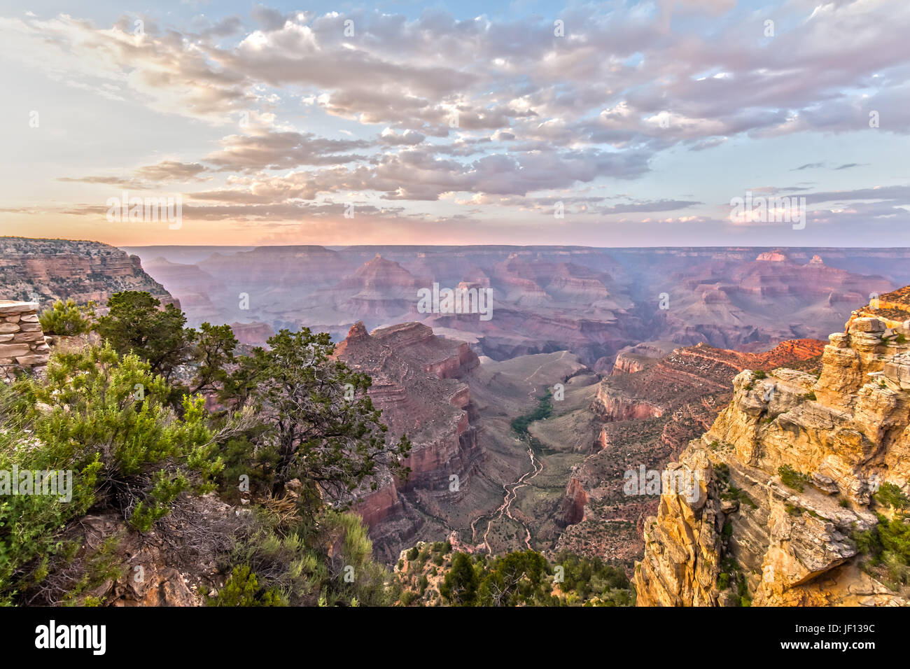 Le Parc National du Grand Canyon au coucher du soleil Banque D'Images