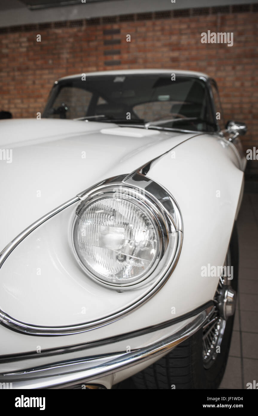 Jaguar E-Type phare blanc Banque D'Images