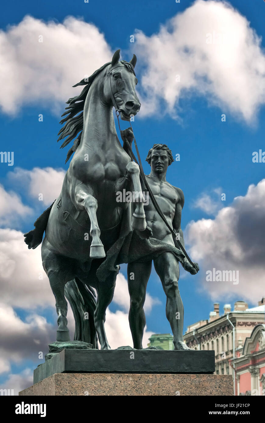Sculpture de cheval avec un cheval. Banque D'Images