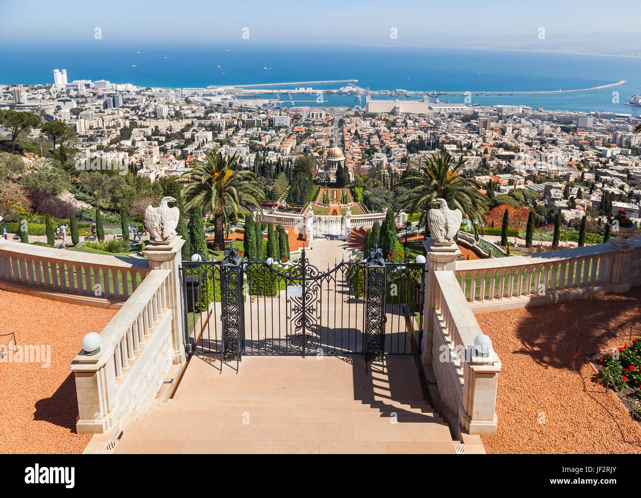 Beaux jardins de Bahai à Haïfa. Israël Banque D'Images