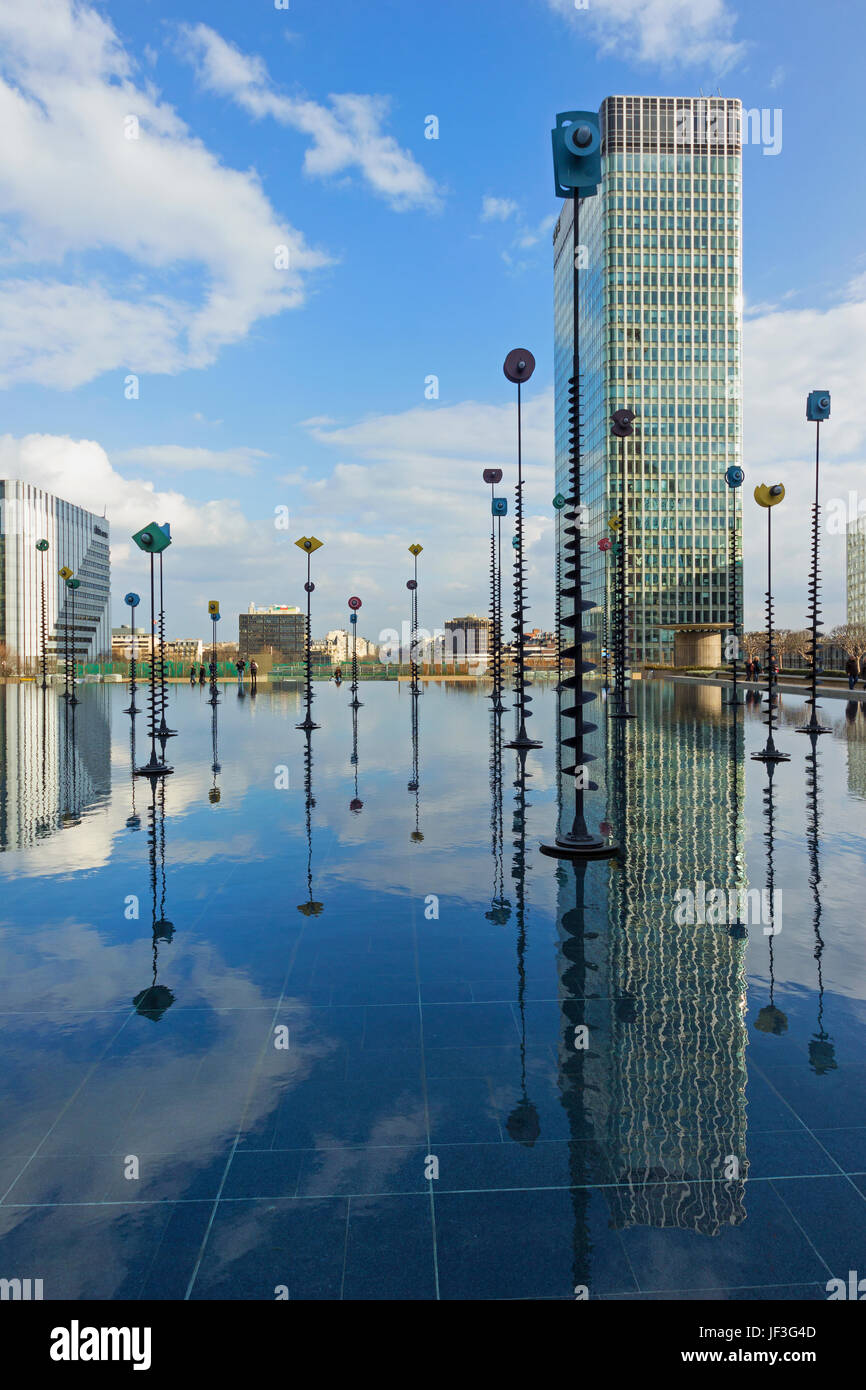 PARIS - mars 2014 ; La défense quartier financier à Paris. Banque D'Images