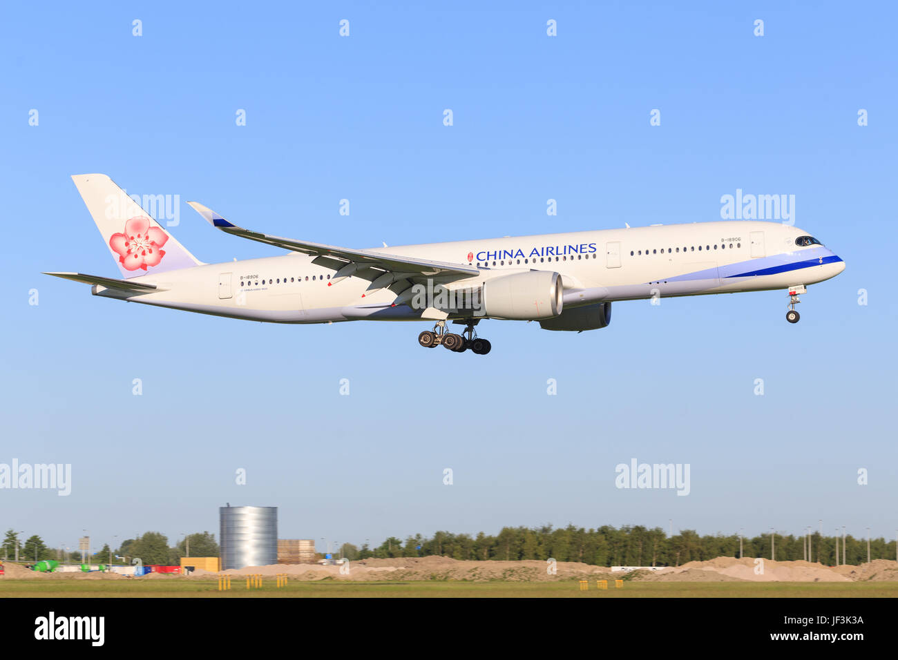 Amsterdam/Netherland Mai 29, 2017 : Airbus A350 de Air China l'imposition à l'aéroport d'Amsterdam Banque D'Images