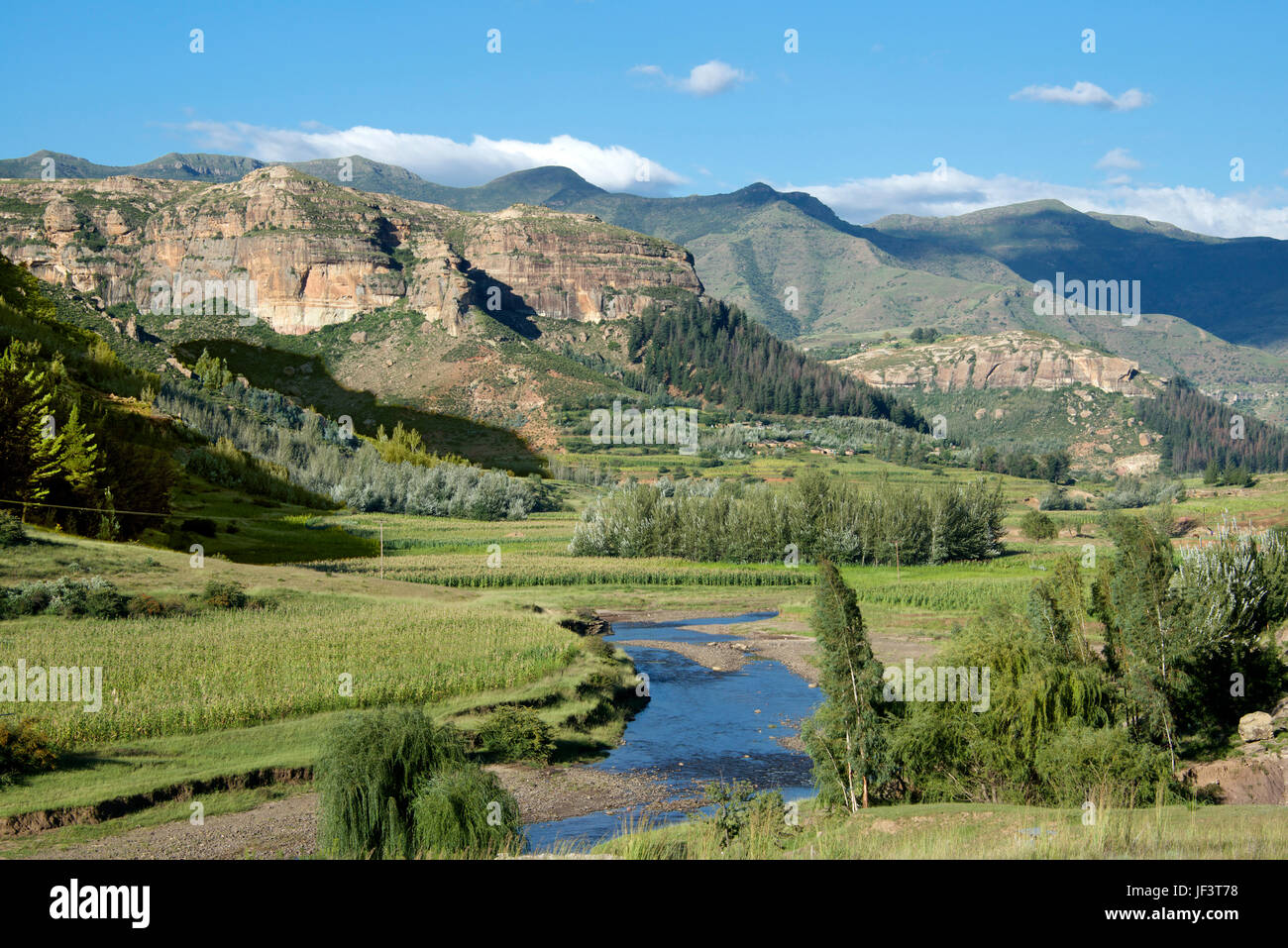La vallée de la rivière Hlotse fertile paysage du district de Leribe Lesotho Afrique du Sud Banque D'Images
