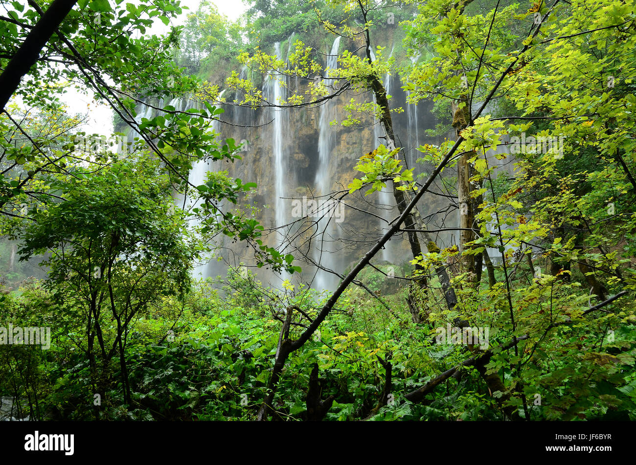 Cascade, parc national des Lacs de Plitvice, Banque D'Images