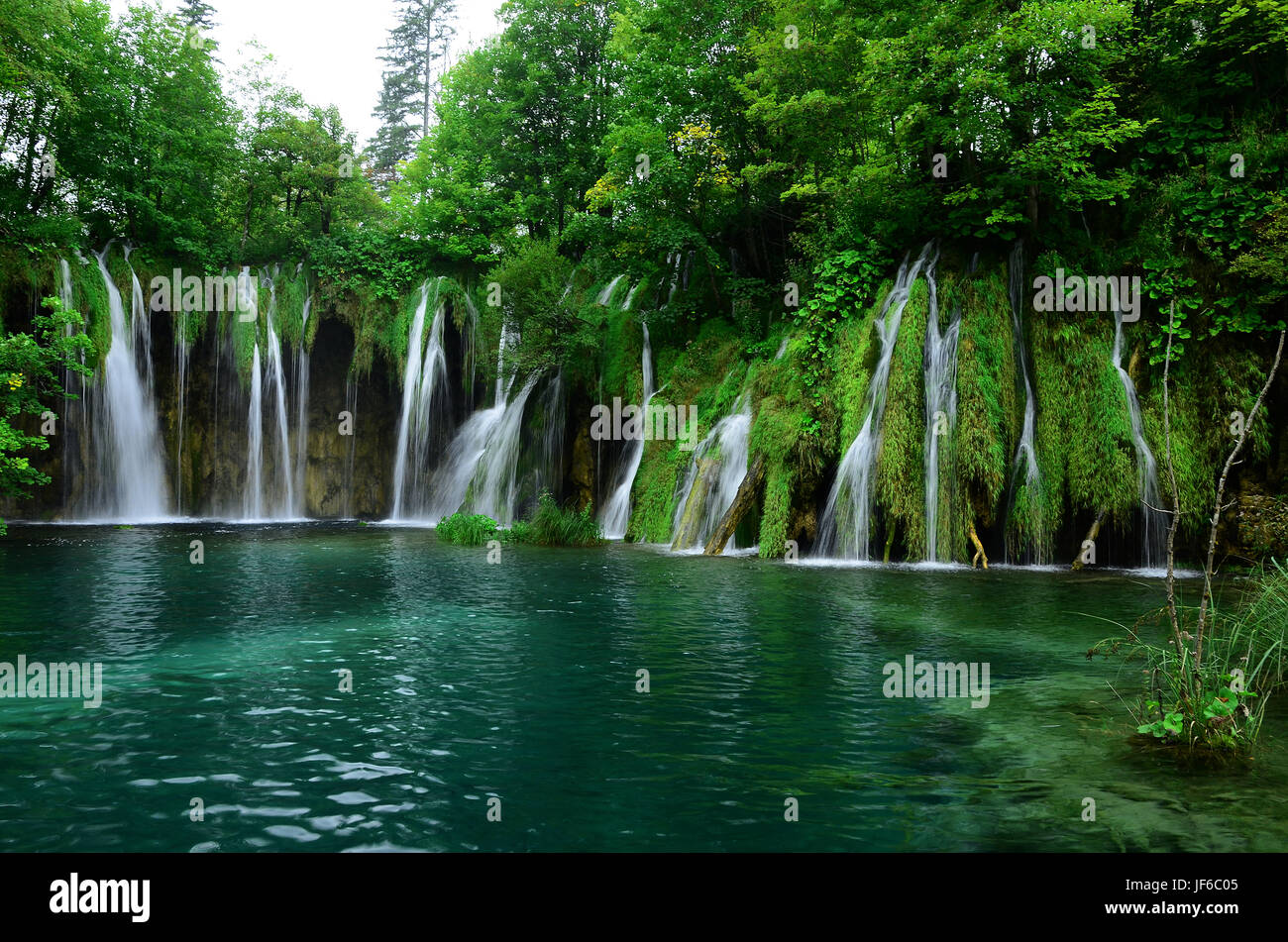 Cascade, parc national des Lacs de Plitvice, Banque D'Images