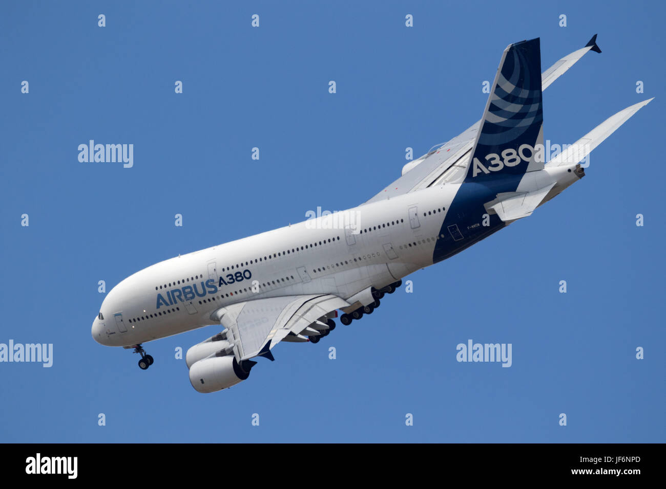 PARIS, FRANCE - JUN 23, 2017 : un avion de ligne Airbus A380 au salon du Bourget 2017 Banque D'Images