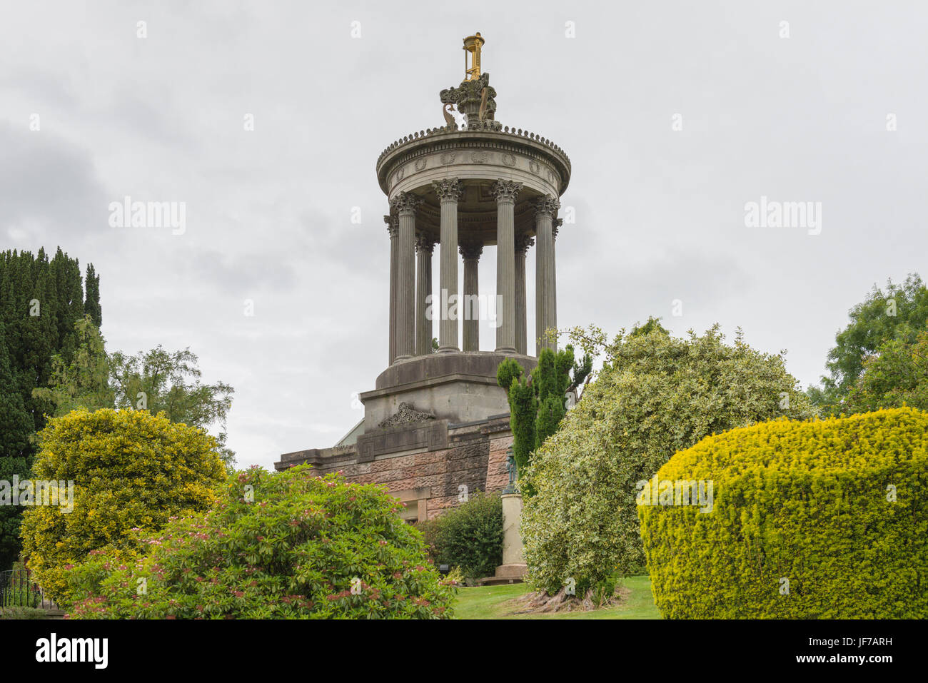 Burns Monument à Alloway Ayr je trouve dans le Burns Memorial Gardens. Banque D'Images