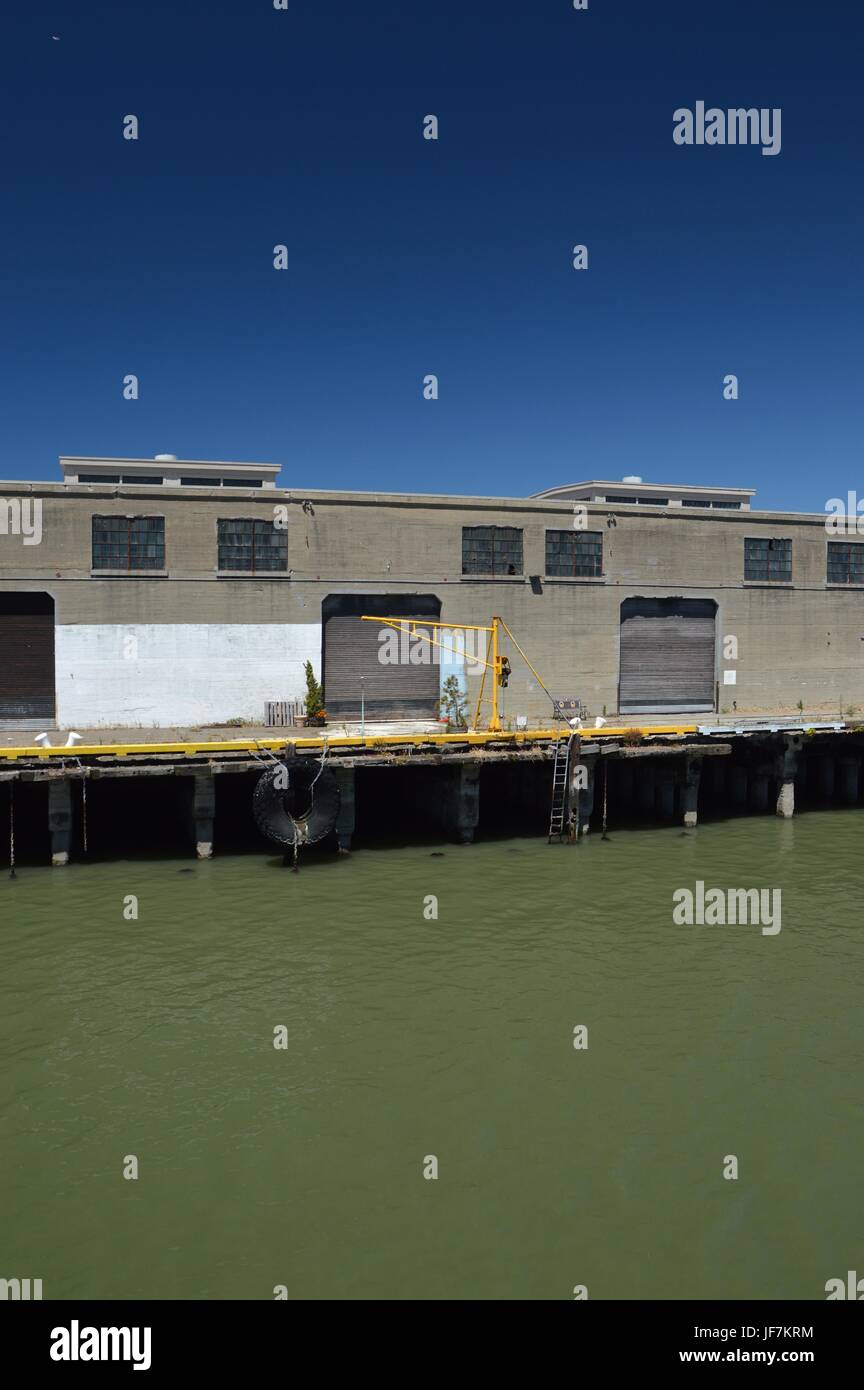 Alcatraz Cruises dans le Port de San Francisco à partir du 1er mai 2017, California USA Banque D'Images