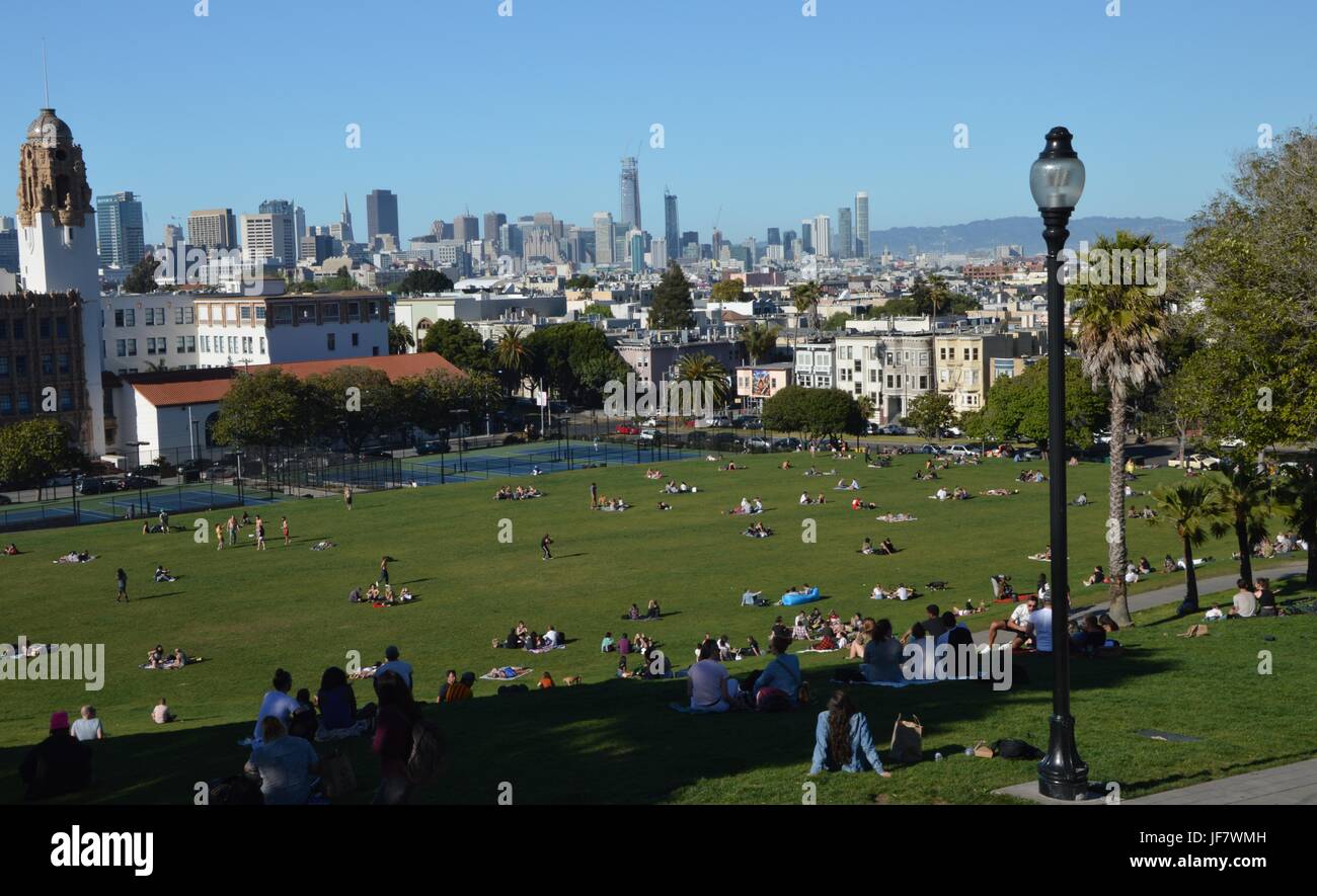 Impressions de la Dolores Park à San Francisco du 1er mai 2017, California USA Banque D'Images