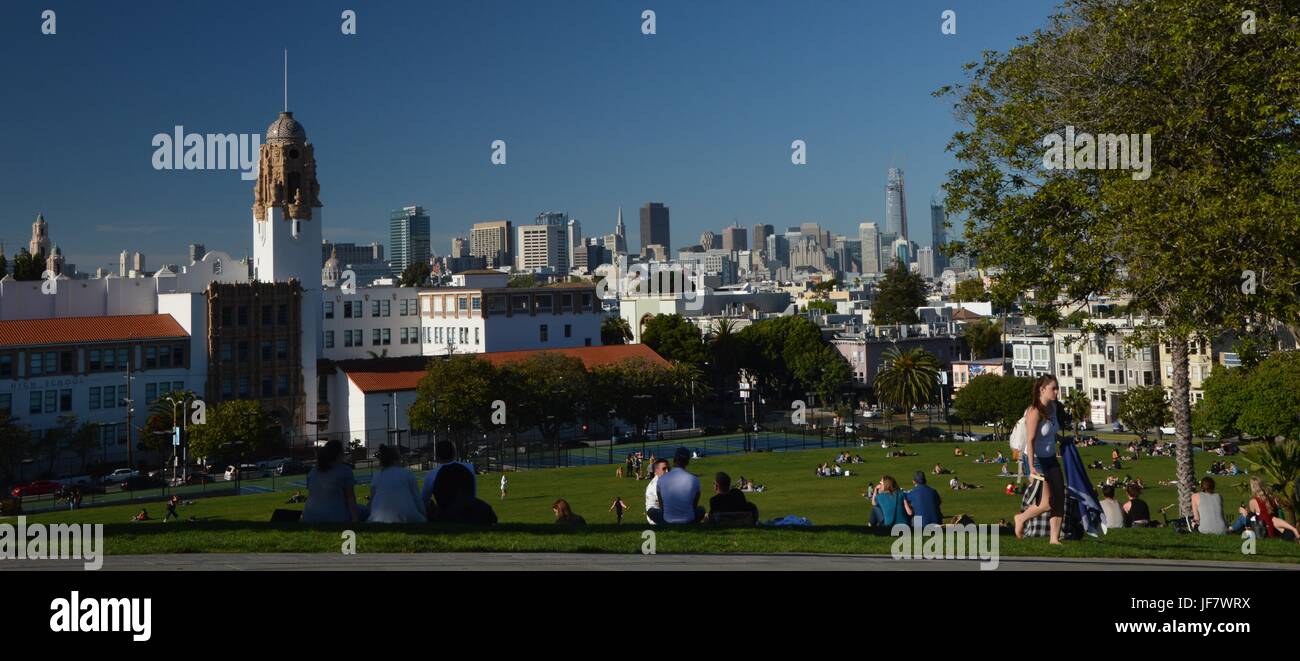 Impressions de la Dolores Park à San Francisco du 1er mai 2017, California USA Banque D'Images