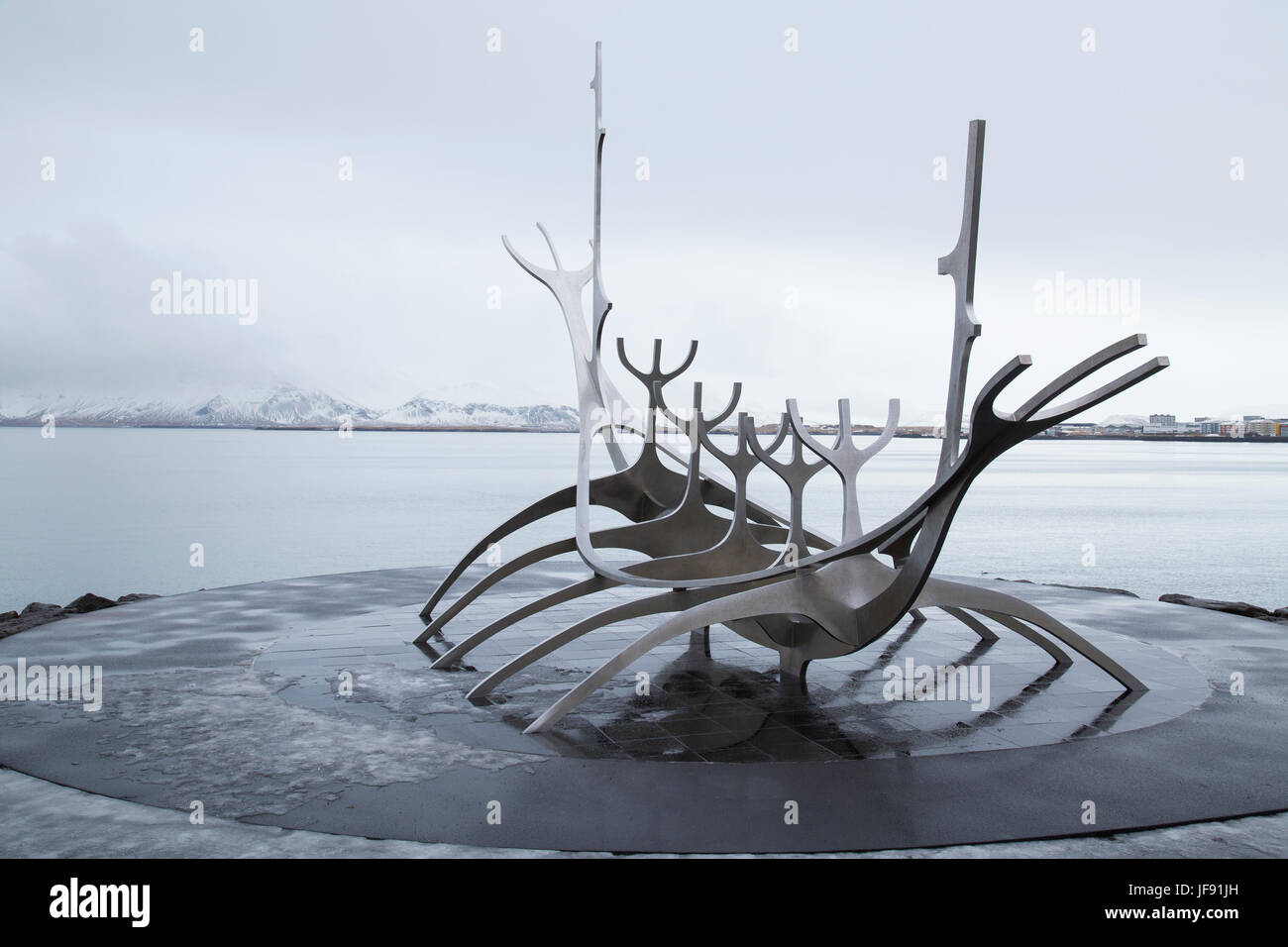 Bien Voyager sculpture par Jón Gunnar Árnason, Reykjavik, Islande Banque D'Images