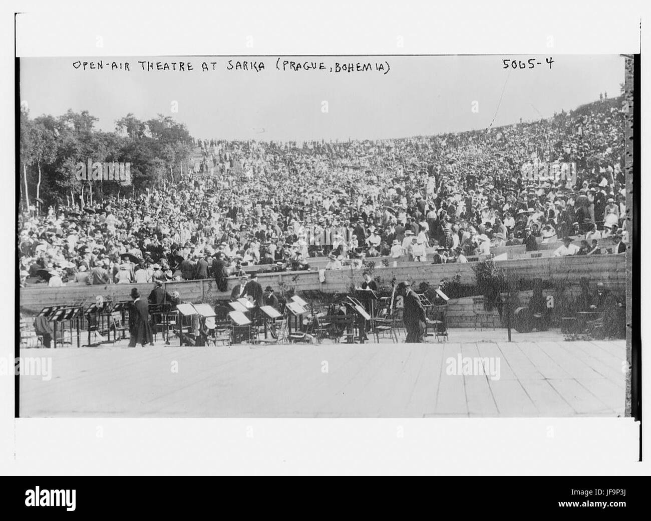 Théâtre de plein air à Sarka (Prague, Bohême) 34956342800 o Banque D'Images