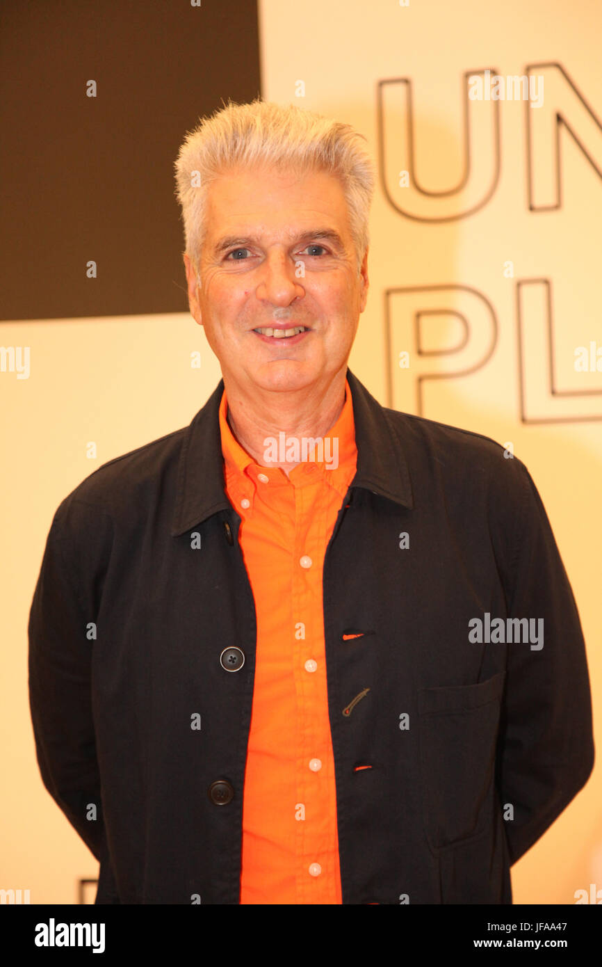 Manchester, 29 juin 2017. Appuyez sur l'affichage de l'exposition ""Manchester emblématiques bandes : Joy Division et New Order feat Jon Savage (photo) et Slater Bradley Crédit : Gerard Noonan/Alamy Live News Banque D'Images