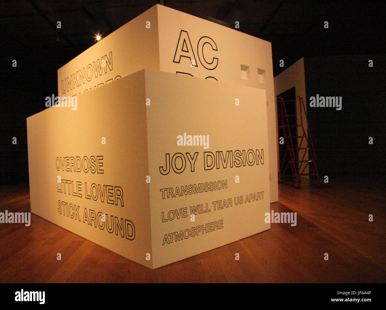 Manchester, 29 juin 2017. Appuyez sur l'affichage de l'exposition ""Manchester emblématiques bandes : Joy Division et New Order feat Jon Savage et Slater Bradley Crédit : Gerard Noonan/Alamy Live News Banque D'Images
