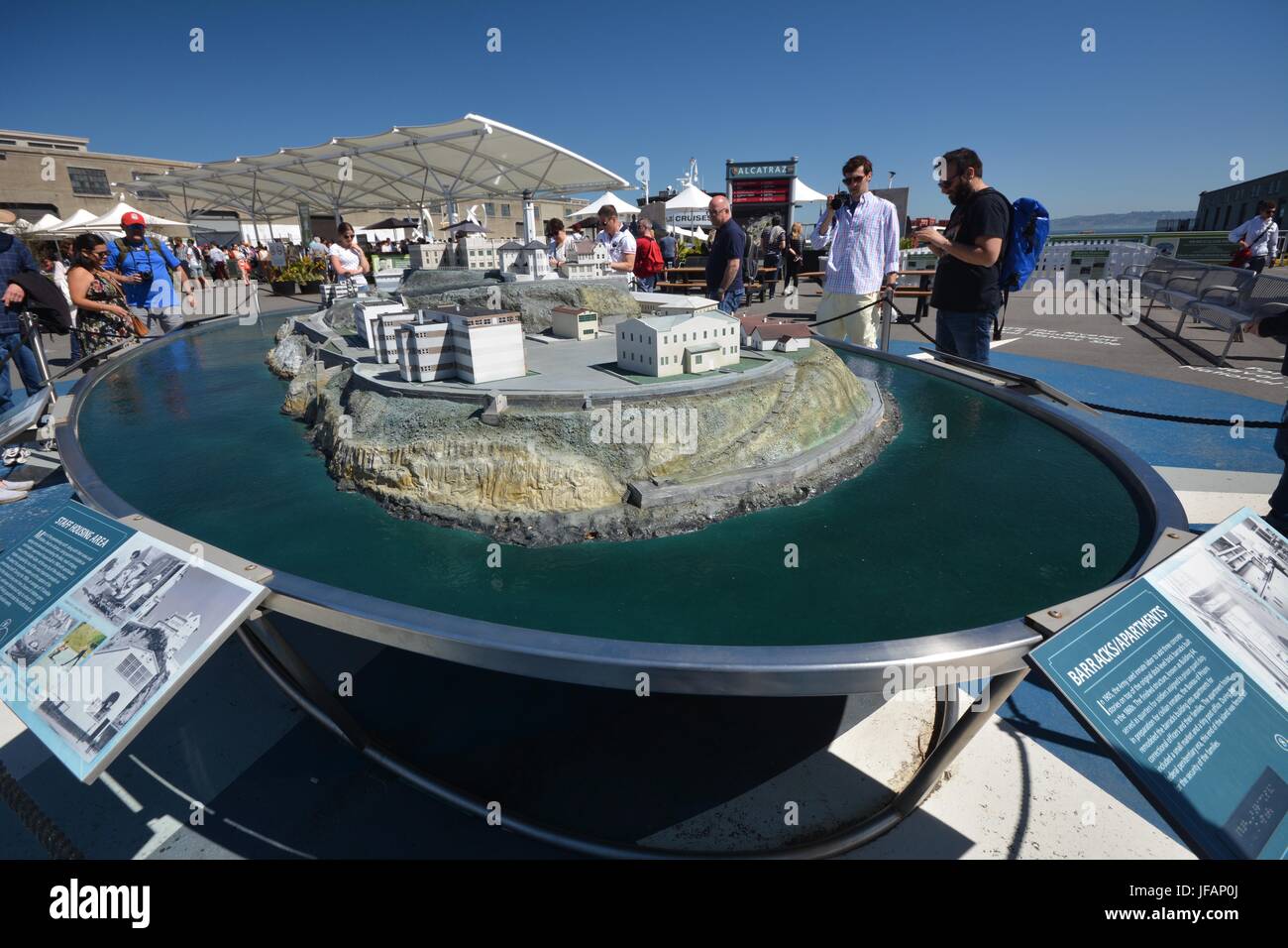 Alcatraz Cruises dans le Port de San Francisco à partir du 1er mai 2017, California USA Banque D'Images