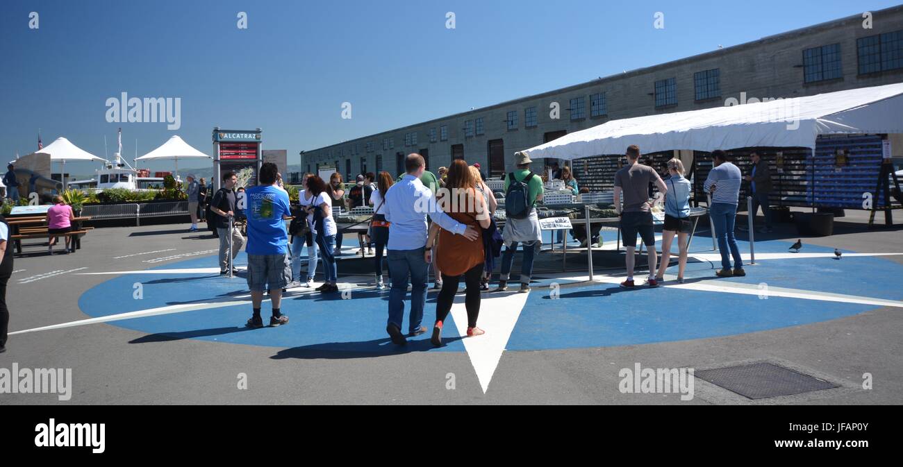 Alcatraz Cruises dans le Port de San Francisco à partir du 1er mai 2017, California USA Banque D'Images