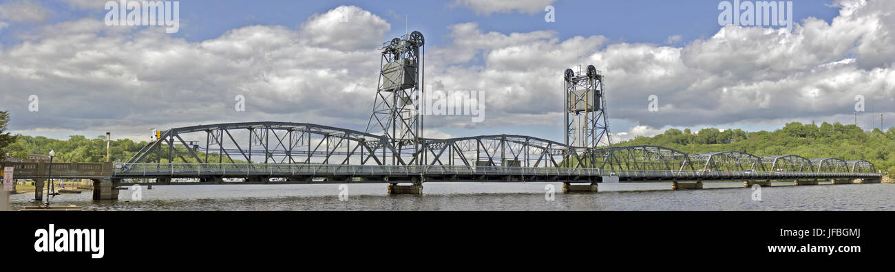 Le pont levant Panorama HDR Stillwater Banque D'Images