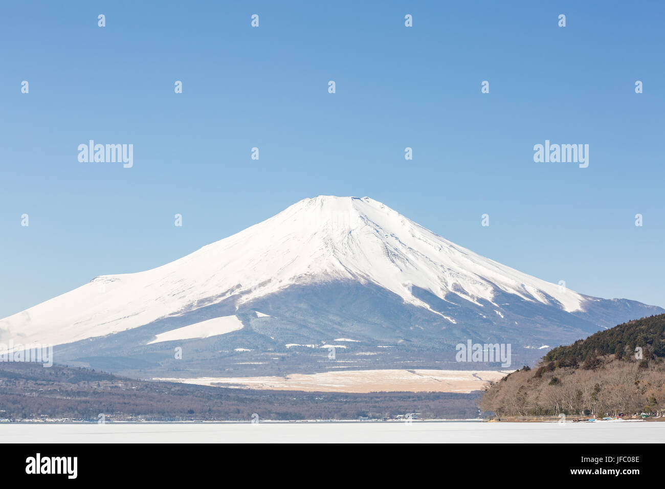 Le Mont Fuji hiver lac Yamanaka Banque D'Images