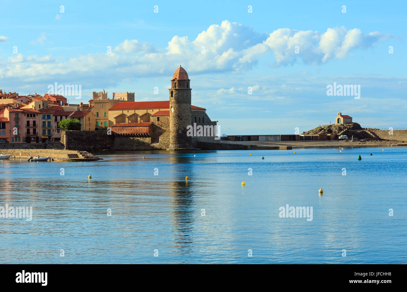 L'église le littoral, Collioure, France. Banque D'Images