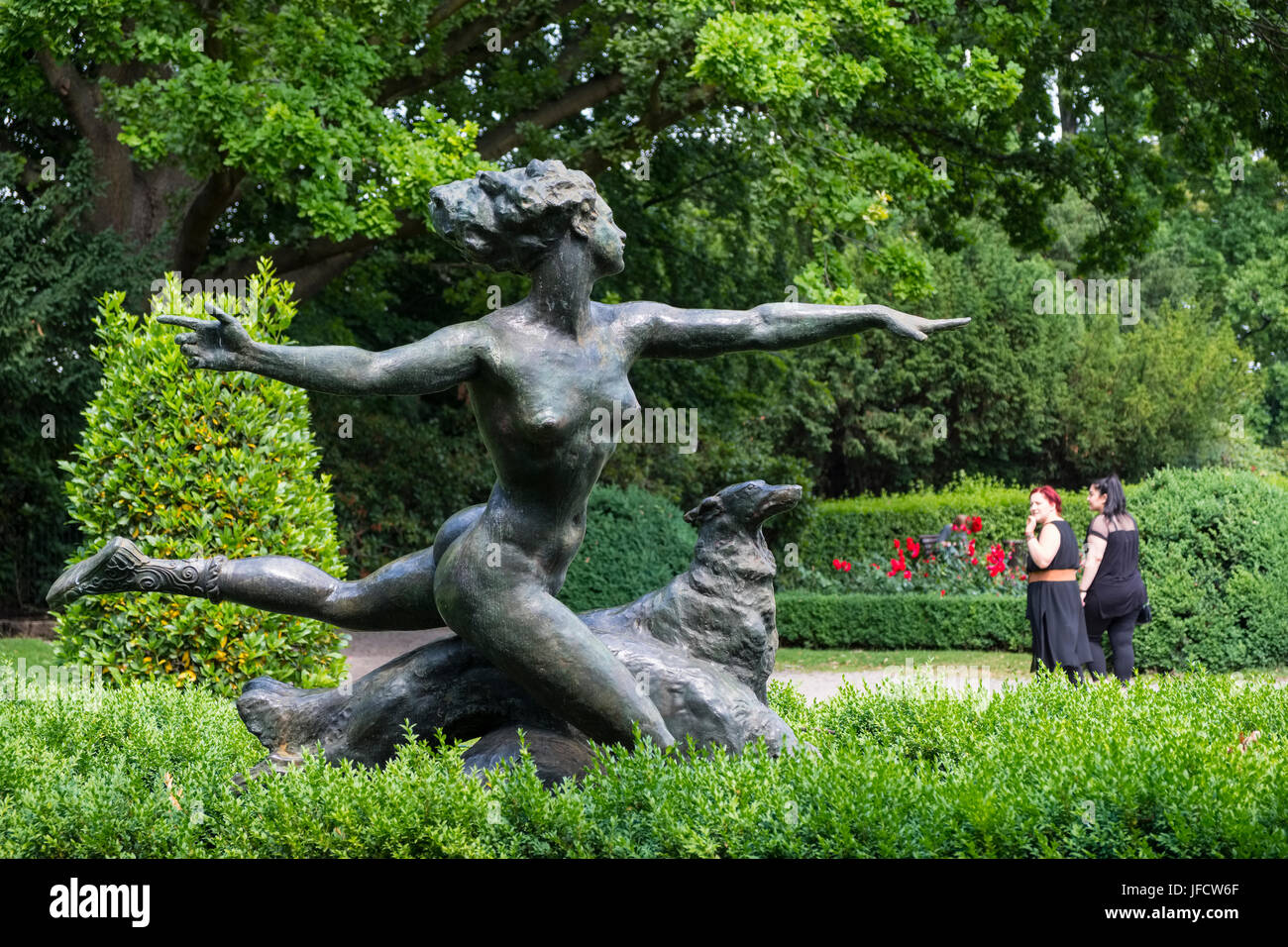 Rose Garden Sculpture dans le parc de Gesundbrunnen à Berlin, Allemagne Banque D'Images