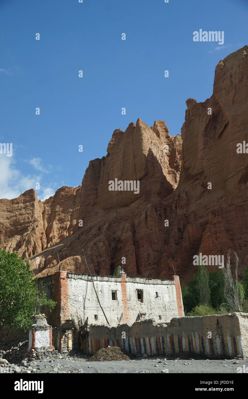 Monastère à Dhakmar, Upper Mustang Banque D'Images