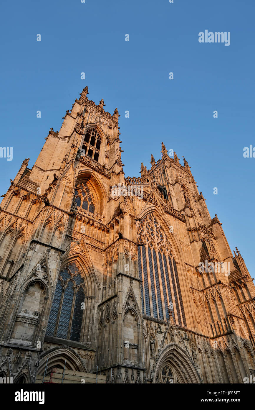 La cathédrale de York (La Cathédrale et l'église de Saint Pierre Metropolitical), York, Yorkshire, Angleterre, Royaume-Uni Banque D'Images