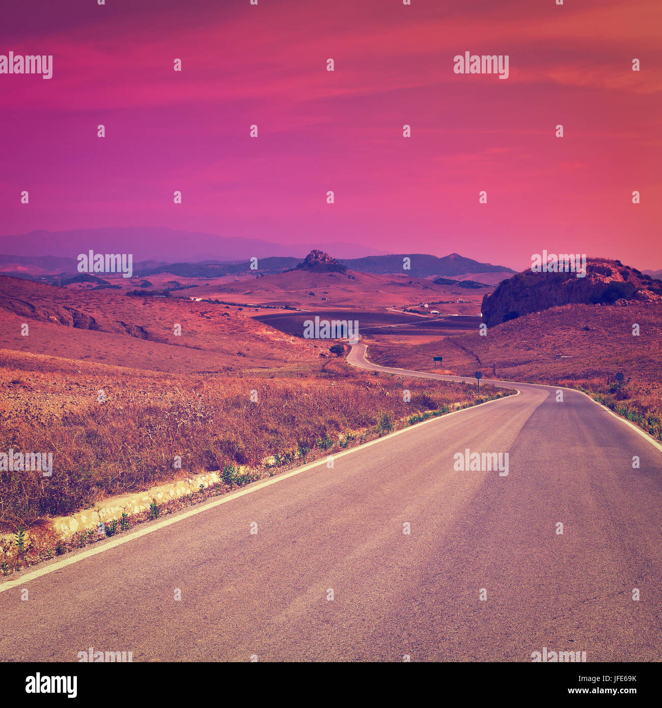 Route asphaltée Banque D'Images