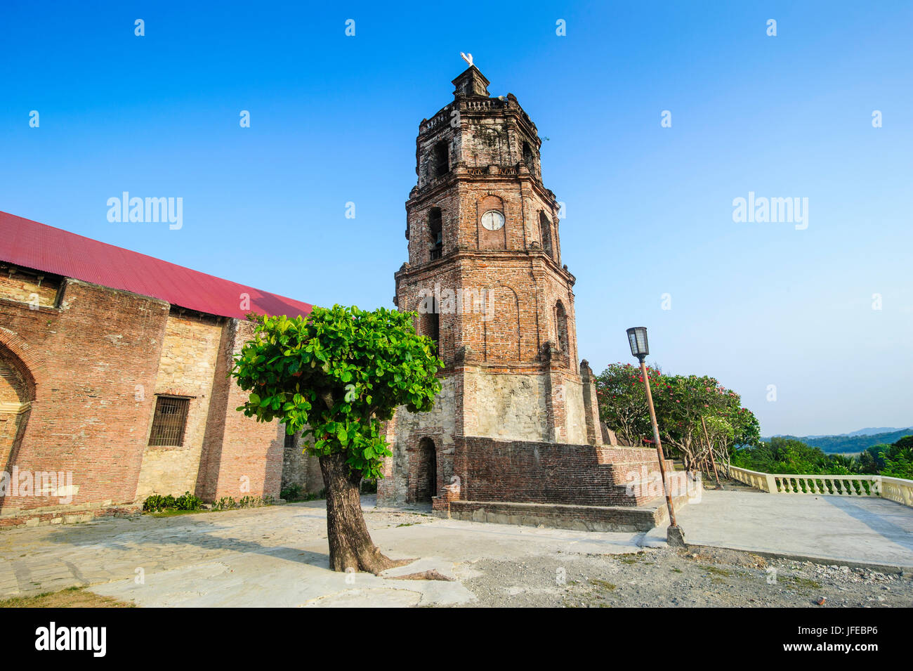 La vue du patrimoine mondial de l'église de Santa Maria, Ilocos Norte, dans le nord de Luzon, Philippines Banque D'Images