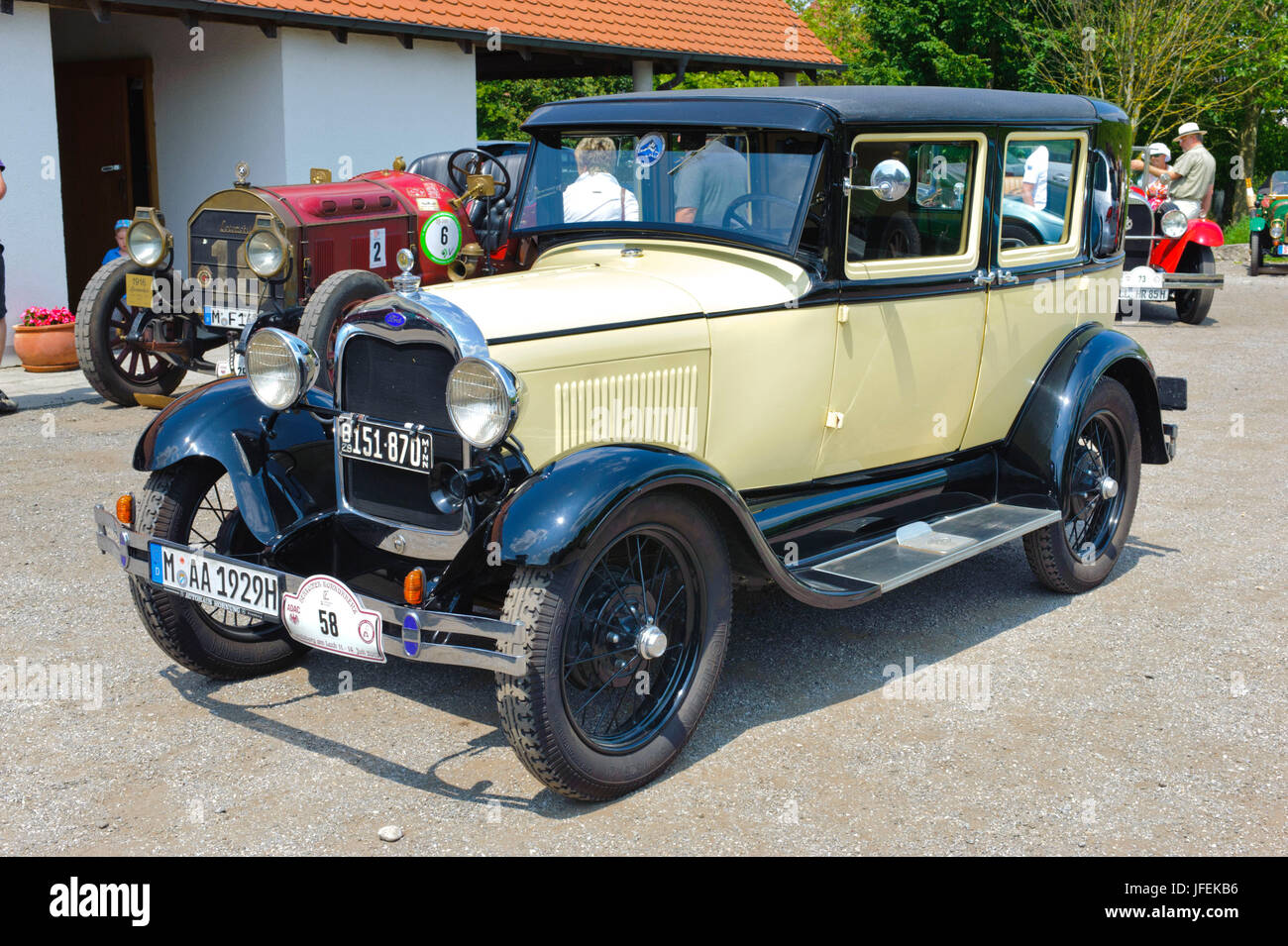 Rallye anciens 'affirmation' Herkomer à Landsberg Lech en pendant au moins 80 ans de voitures, ici avec Ford A, année de fabrication en 1928 Banque D'Images