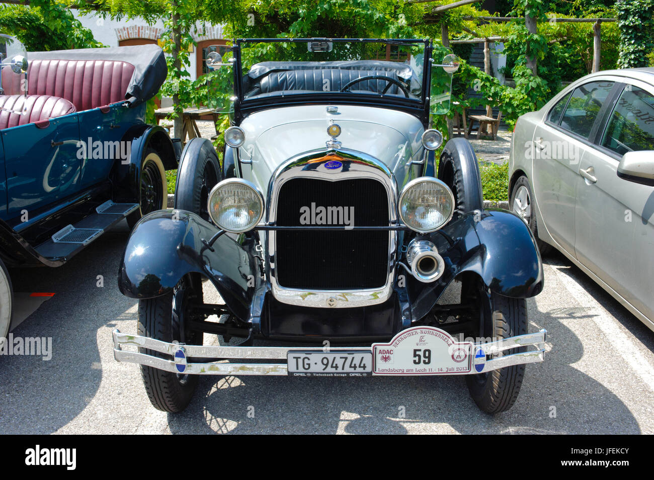 Rallye anciens 'affirmation' Herkomer à Landsberg Lech en pendant au moins 80 ans de voitures, ici avec une Ford phaeton, année de fabrication en 1929 Banque D'Images