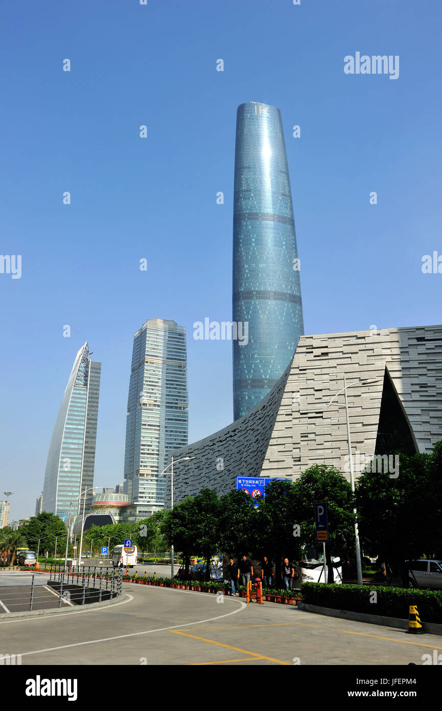 La Chine, la province de Guangdong, Guangzhou, Zhujiang New Town, le Guangdong Bibliothèque et centre financier international (SFI) Banque D'Images