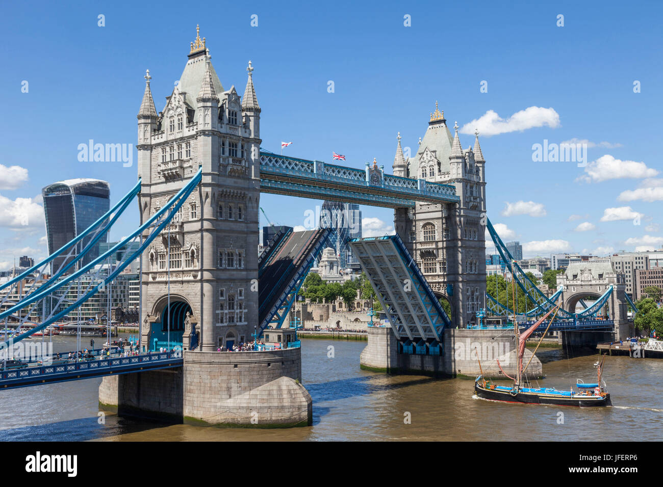 L'Angleterre, Londres, Tower Bridge Banque D'Images