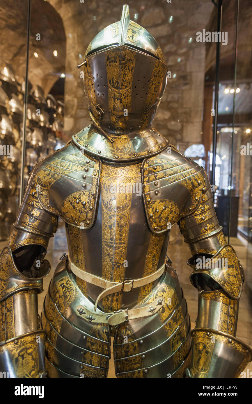 L'Angleterre, Londres, Tour de Londres, La Tour Blanche, armure faite pour Henry Prince de Galles en date du 1607 Banque D'Images