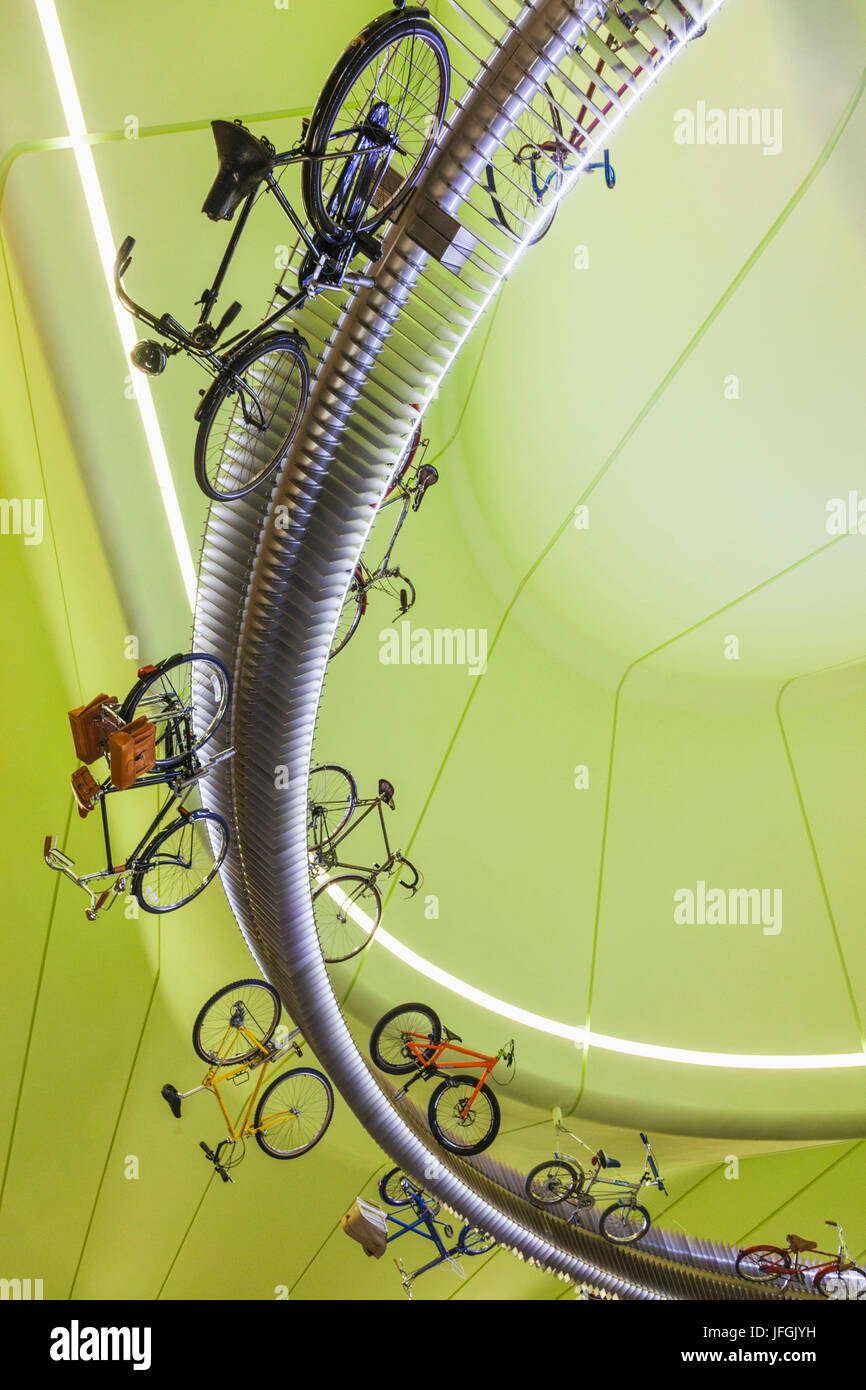 L'Écosse, Glasgow, le Riverside Museum, Exposition de vélos Vintage Banque D'Images